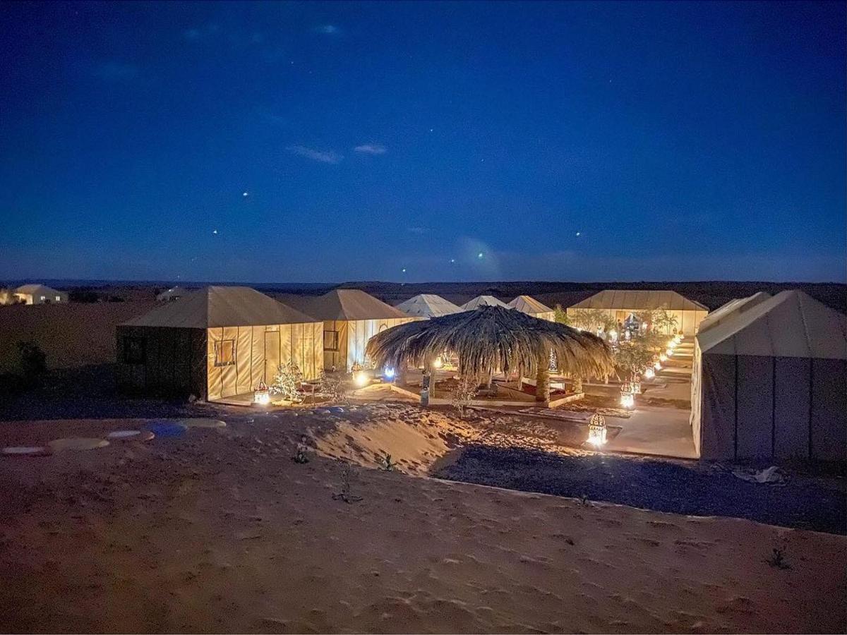 Akabar Luxury Desert Camp Мерзуга Экстерьер фото