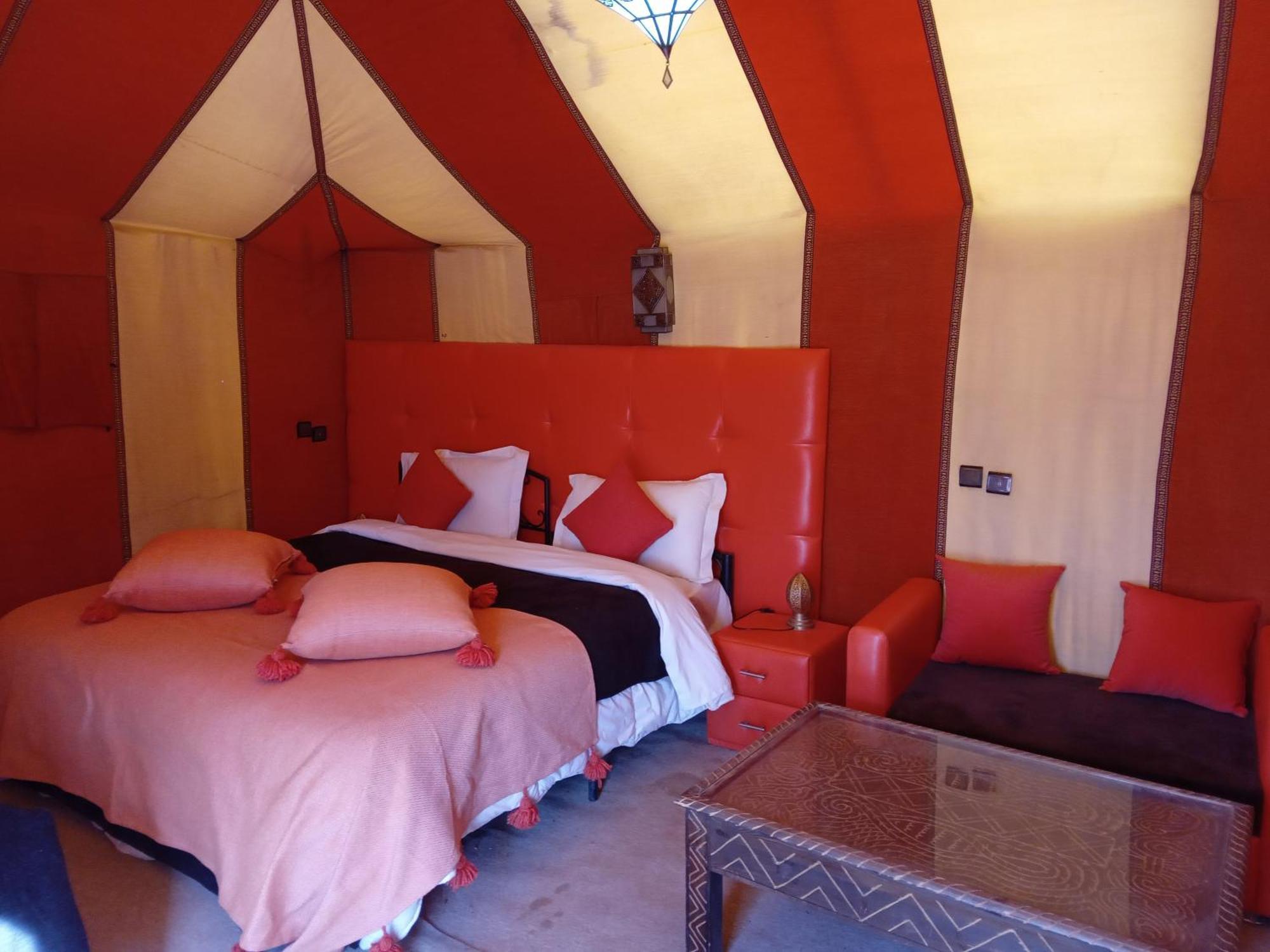 Akabar Luxury Desert Camp Мерзуга Экстерьер фото